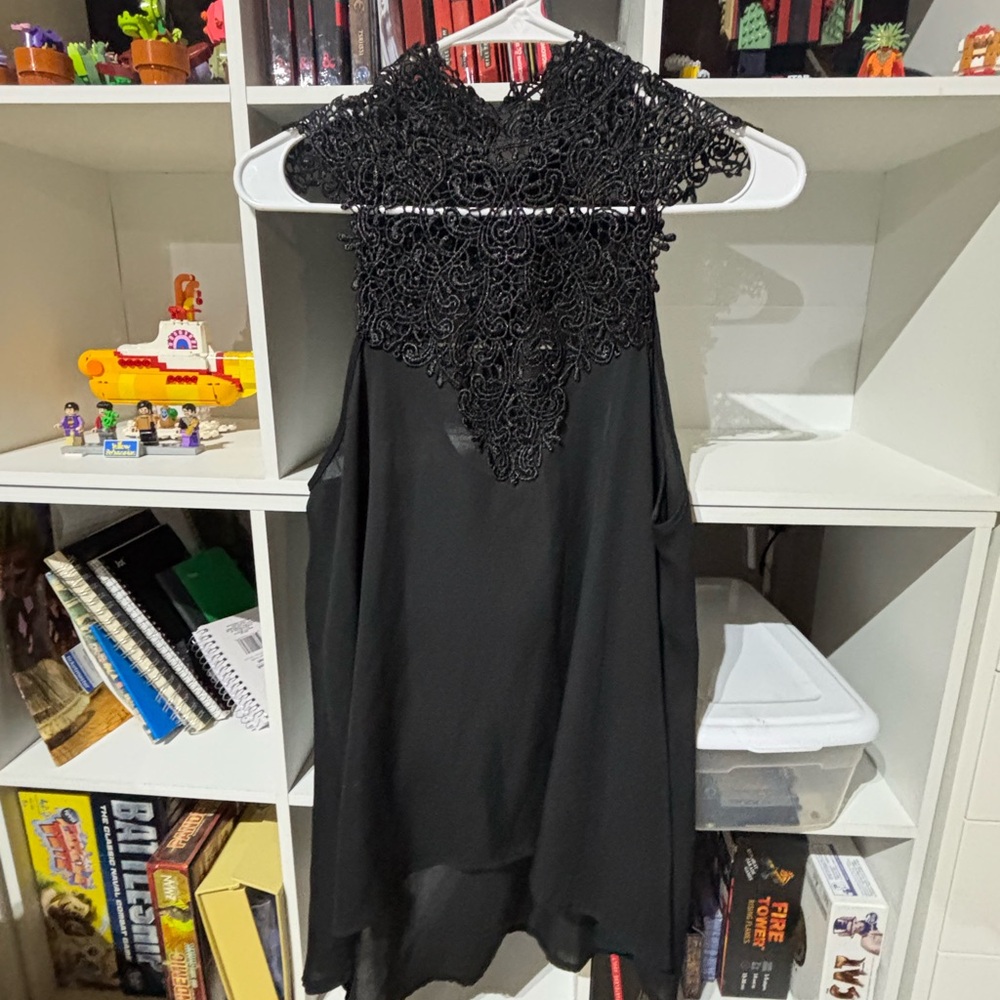 Elegant Black Sleeveless top with Lace Detail
